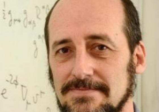 Roberto Emparan, investigador ICREA-ICCUB